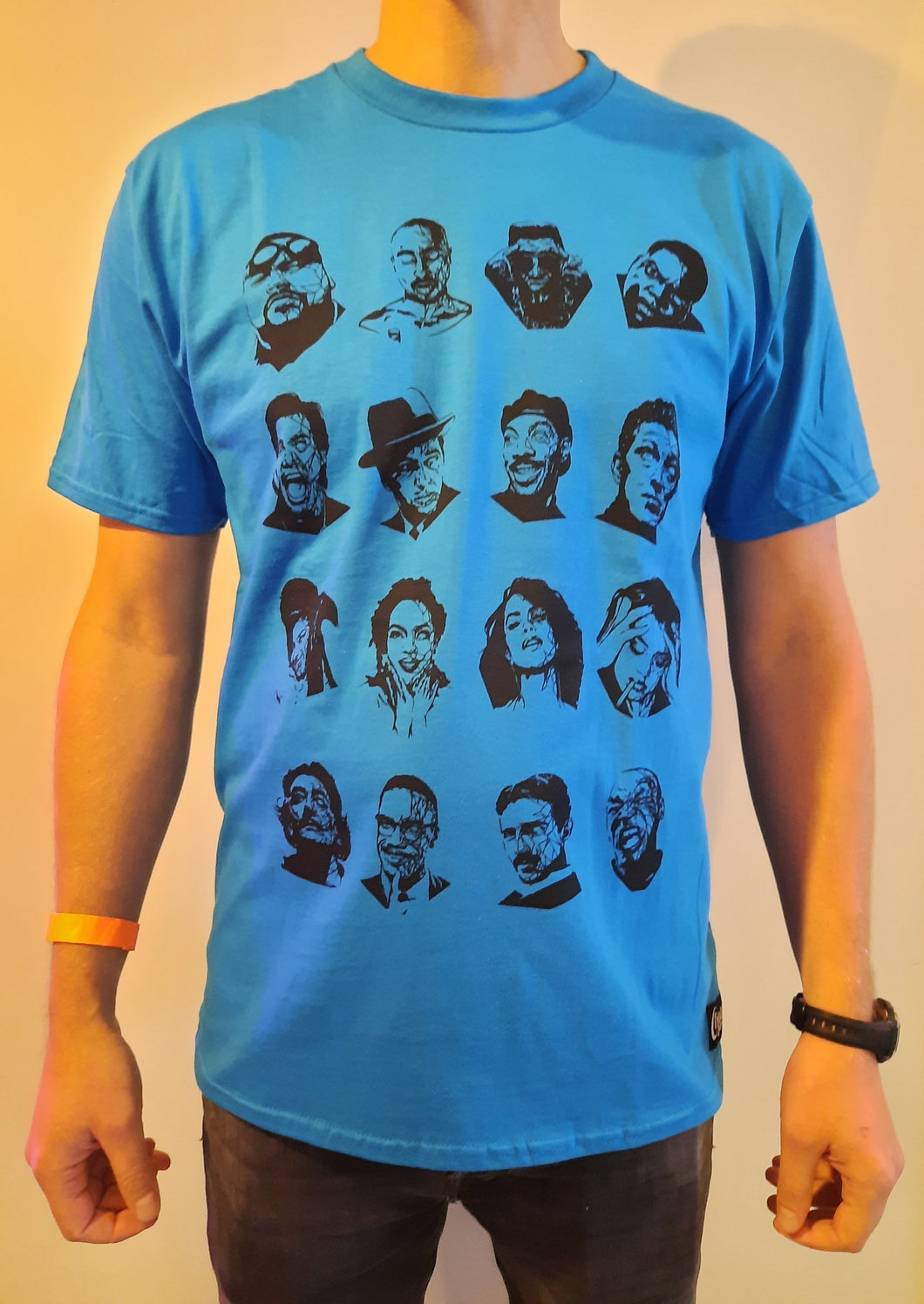 COLLAGE T-SHIRT